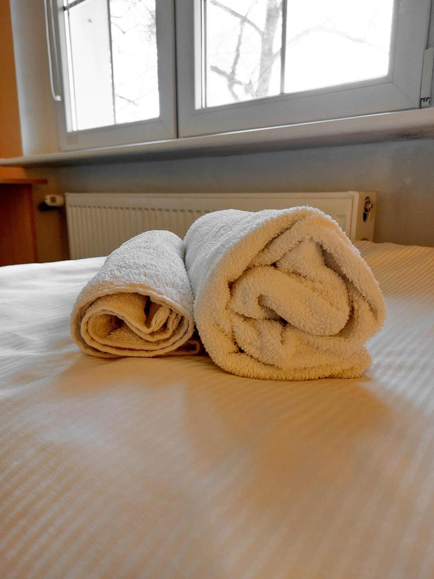 Pod Starymi Lipami Appartement Szczecin Buitenkant foto