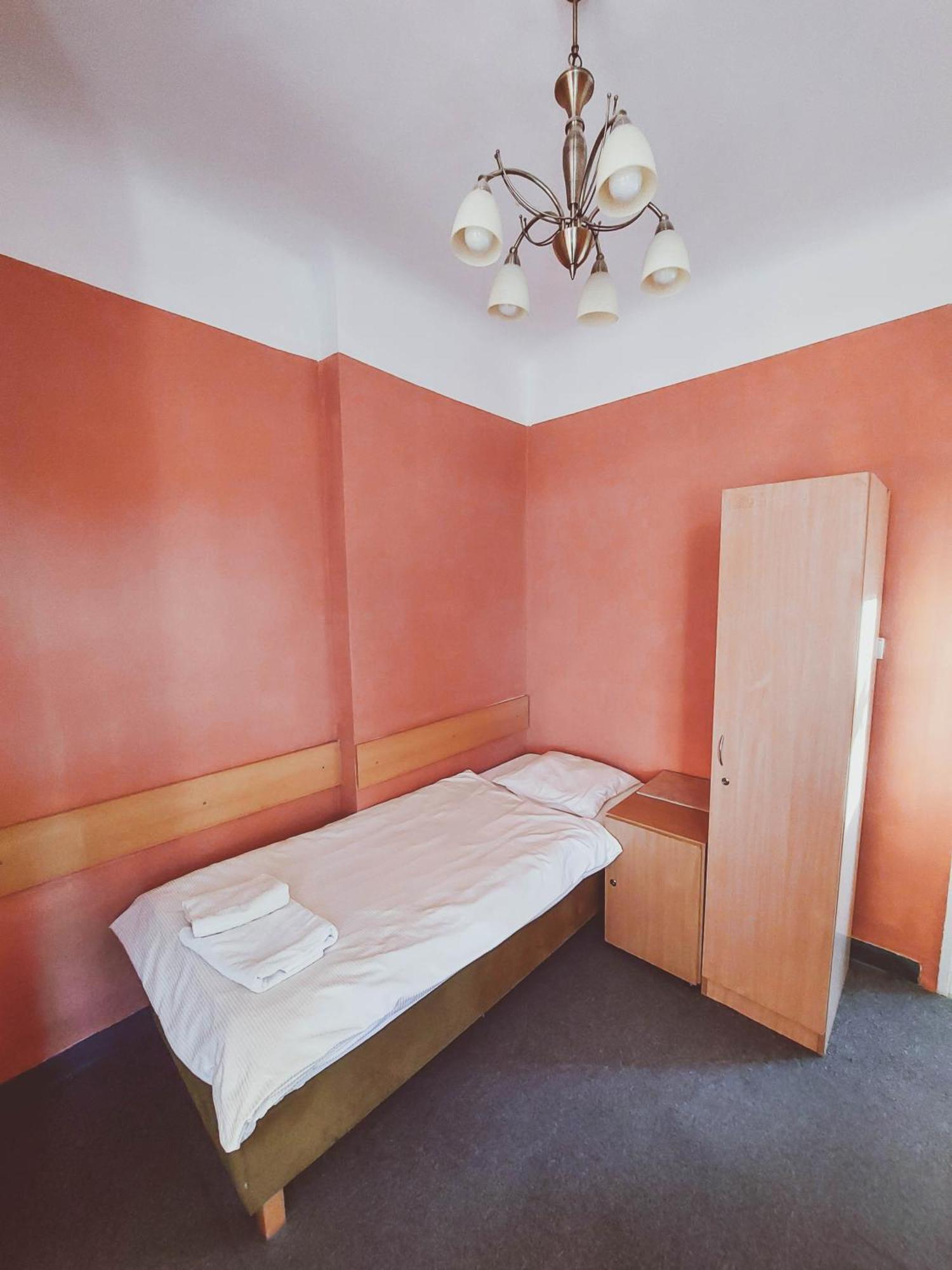 Pod Starymi Lipami Appartement Szczecin Buitenkant foto